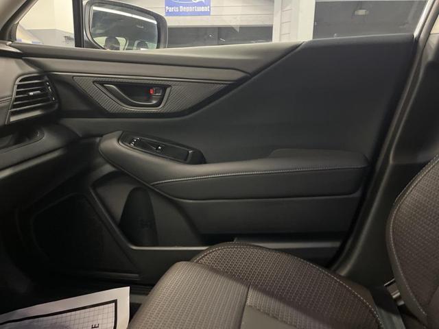 Photo of 2025 Ice Silver Metallic Subaru Outback