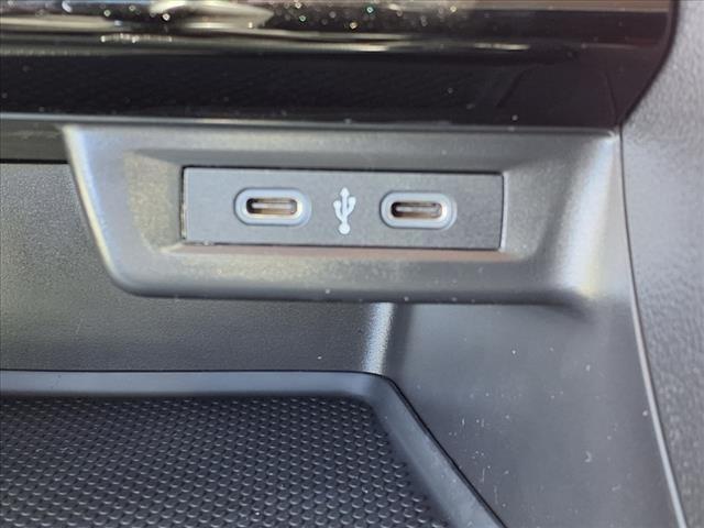 Photo of 2025 Platinum Gray Metallic Volkswagen Jetta