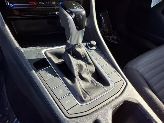 Photo of 2025 Platinum Gray Metallic Volkswagen Jetta