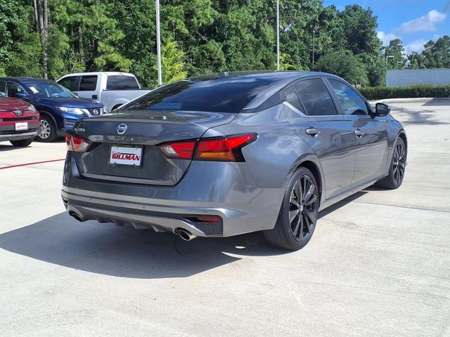 Photo of 2021 Gun Metallic Nissan Altima