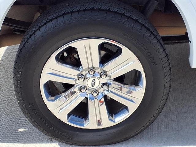 Photo of 2018 Oxford White Ford F-150
