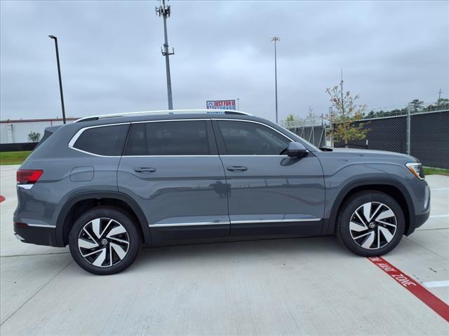 Photo of 2025 Pure Gray Volkswagen Atlas