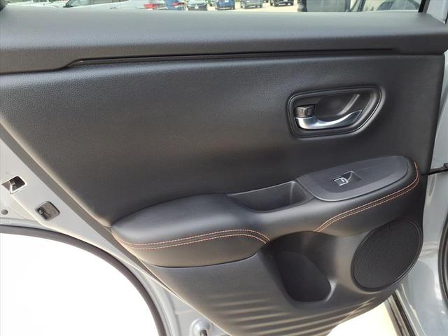 Photo of 2023 Urban Gray Pearl Honda HR-V