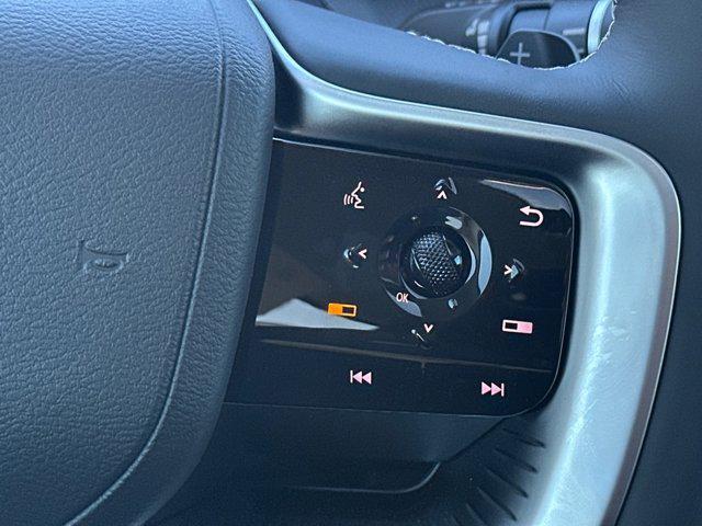 Photo of 2025 Radiant White INFINITI QX80