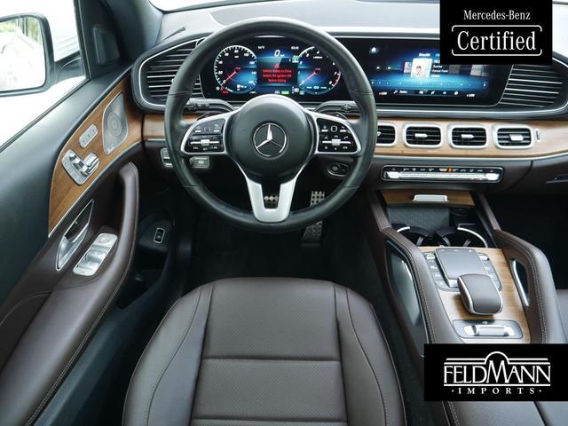 Photo of 2023 Black Mercedes-Benz GLS 450