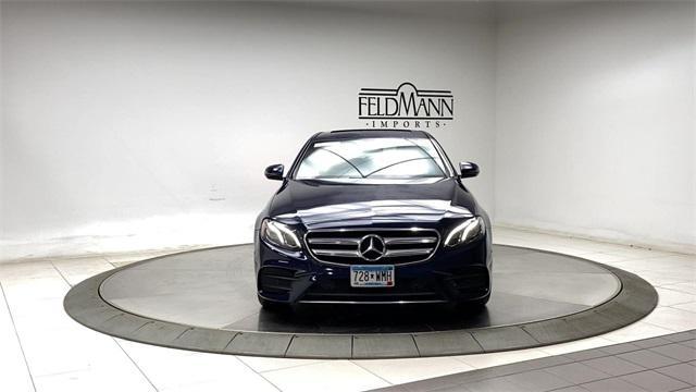 Photo of 2017 Lunar Blue Metallic Mercedes-Benz E-Class
