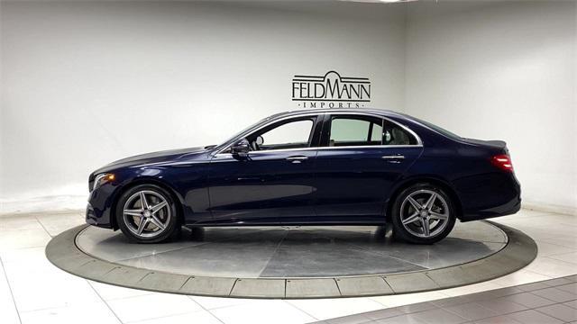 Photo of 2017 Lunar Blue Metallic Mercedes-Benz E-Class