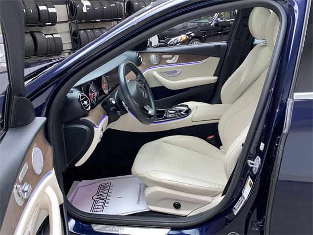 Photo of 2017 Lunar Blue Metallic Mercedes-Benz E-Class