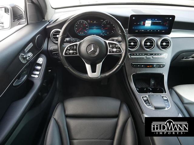 Photo of 2022 Black Mercedes-Benz GLC 300