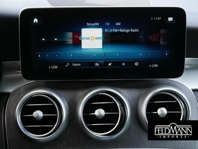 Photo of 2022 Black Mercedes-Benz GLC 300