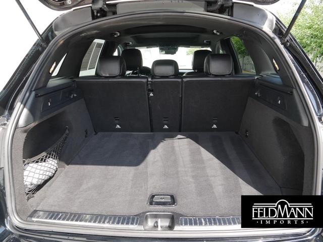 Photo of 2022 Black Mercedes-Benz GLC 300