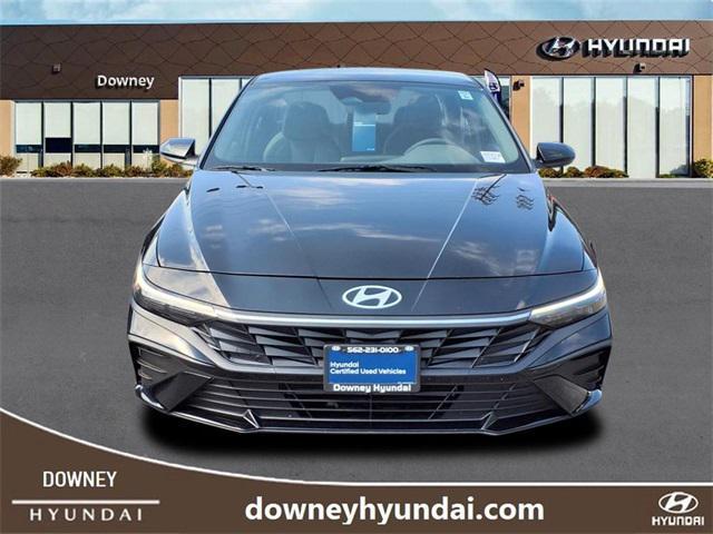 Photo of 2024 Abyss Black Hyundai ELANTRA