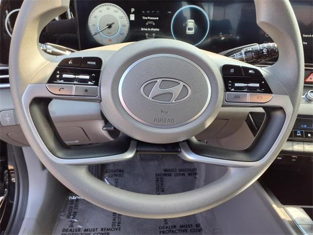 Photo of 2024 Abyss Black Hyundai ELANTRA