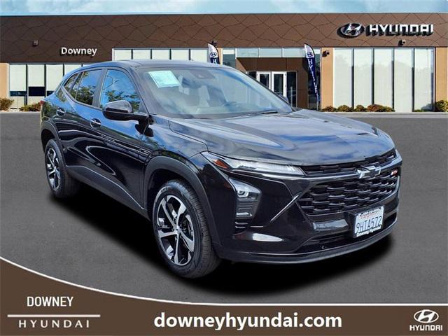 Photo of 2024 Mosaic Black Metallic Chevrolet Trax