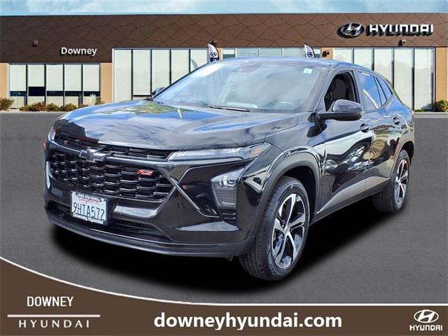 Photo of 2024 Mosaic Black Metallic Chevrolet Trax