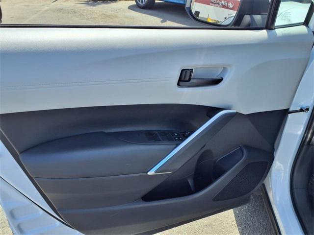 Photo of 2024 White Toyota Corolla Cross