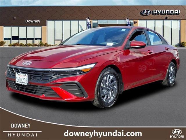 Photo of 2024 Ultimate Red Hyundai ELANTRA