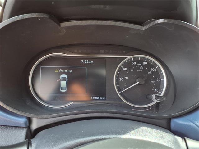 Photo of 2023 Super Black Nissan Versa
