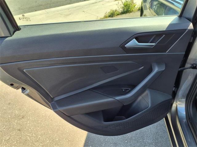 Photo of 2024 Platinum Gray Metallic Volkswagen Jetta