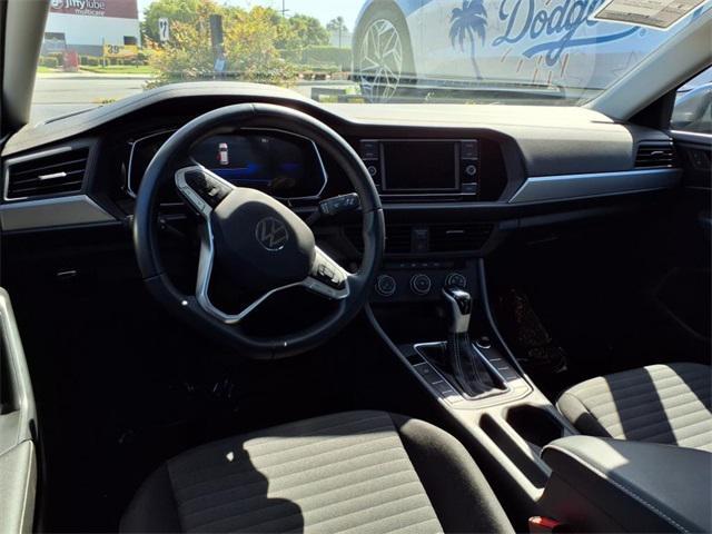 Photo of 2024 Platinum Gray Metallic Volkswagen Jetta