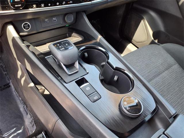 Photo of 2023 Brilliant Silver Metallic Nissan Rogue