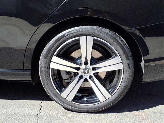 Photo of 2025 Black Mercedes-Benz C-Class