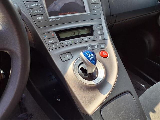 Photo of 2013 Winter Gray Metallic Toyota Prius