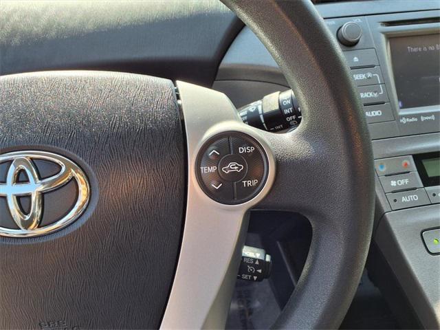 Photo of 2013 Winter Gray Metallic Toyota Prius
