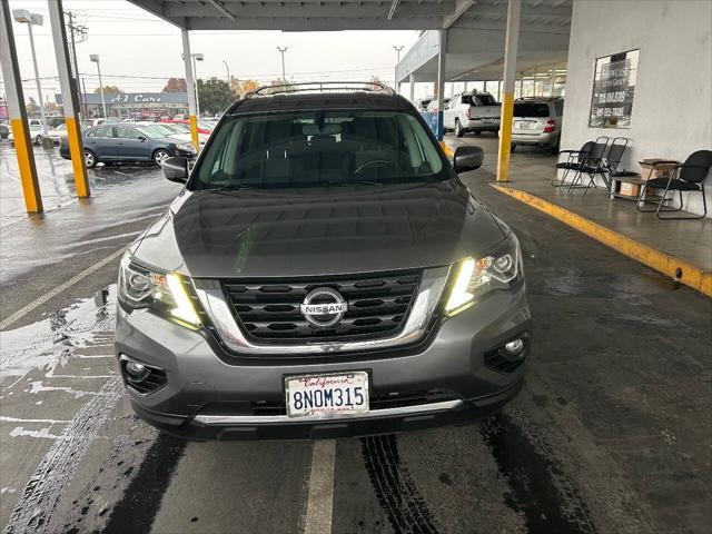 2017 Nissan Pathfinder