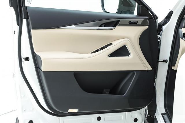 Photo of 2025 Majestic White INFINITI QX60