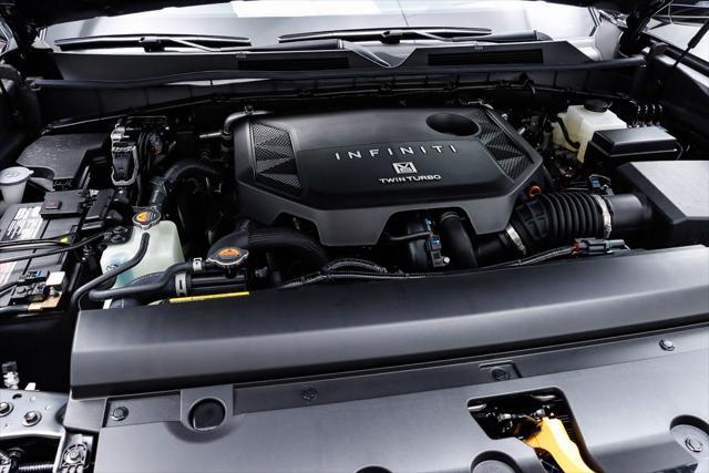 Photo of 2025 Mineral Black INFINITI QX80