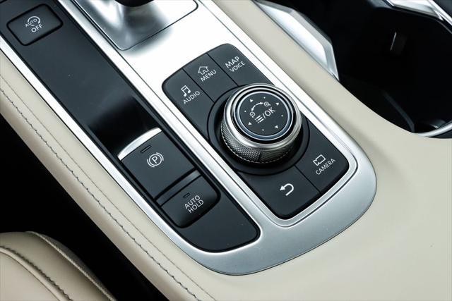 Photo of 2025 Majestic White INFINITI QX60