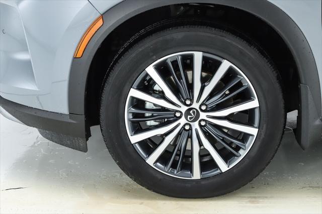 Photo of 2025 Harbor Gray INFINITI QX60