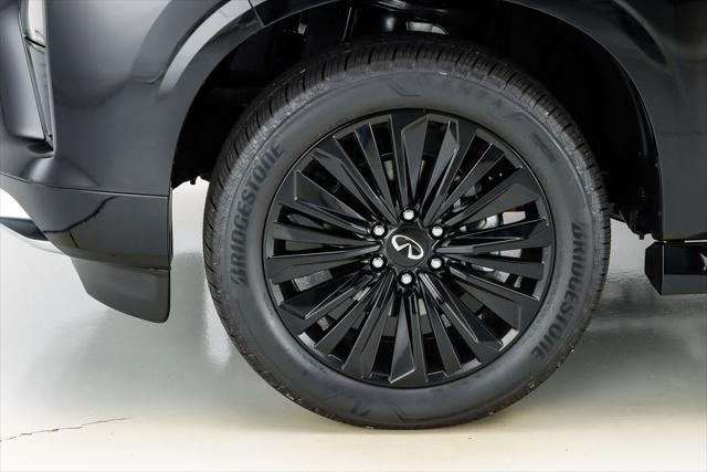 Photo of 2025 Black Obsidian INFINITI QX80