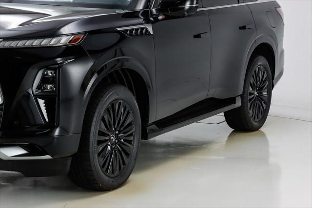 Photo of 2025 Black Obsidian INFINITI QX80