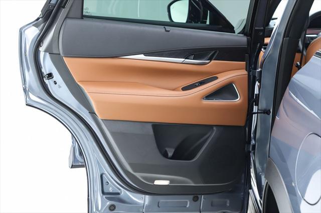 Photo of 2025 Moonbow Blue/Black Obsidian INFINITI QX60