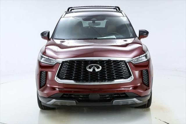 Photo of 2025 Deep Bordeaux/Black Obsidian INFINITI QX60