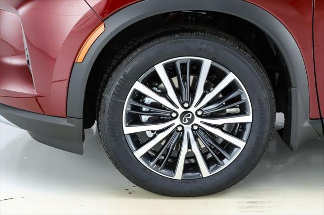 Photo of 2025 Deep Bordeaux/Black Obsidian INFINITI QX60