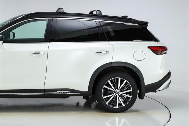 Photo of 2025 Majestic White/Black Obsidian INFINITI QX60
