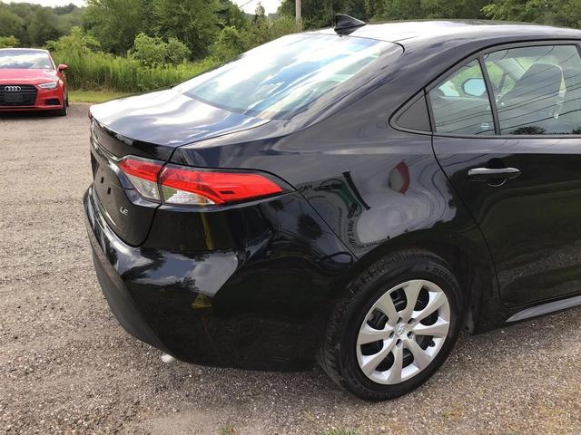 Photo of 2023 Black Toyota Corolla
