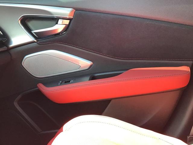 Photo of 2024 Gray Acura RDX