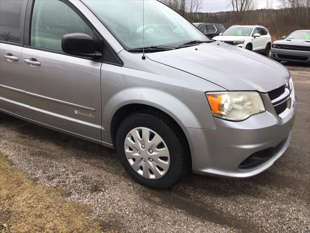 Photo of 2017 Silver Dodge Grand Caravan