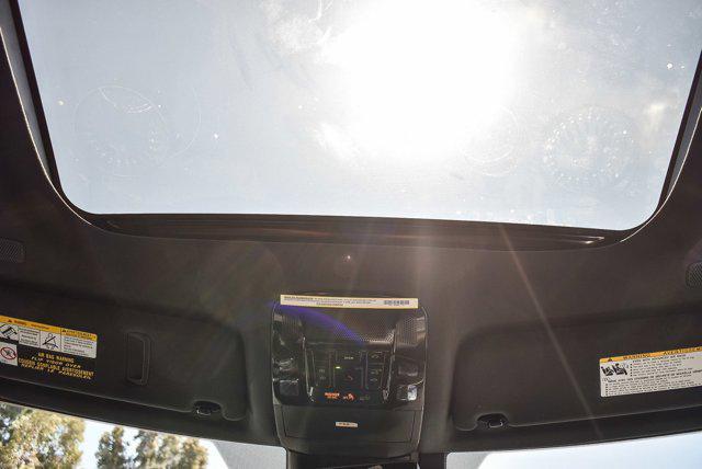 Photo of 2024 Eminent White Pearl Lexus RX 350