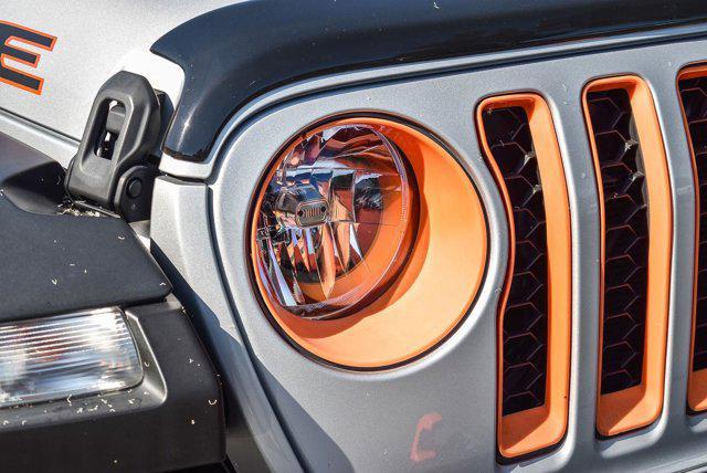 Photo of 2022 Silver Zynith Clearcoat Jeep Gladiator
