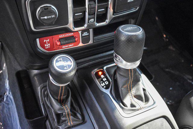Photo of 2022 Silver Zynith Clearcoat Jeep Gladiator