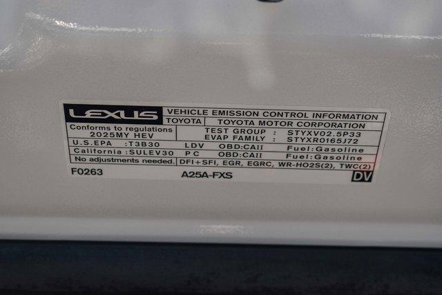 Photo of 2025 Eminent White Pearl Lexus ES 300h