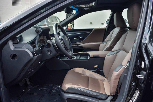 Photo of 2025 Caviar Lexus ES 300h