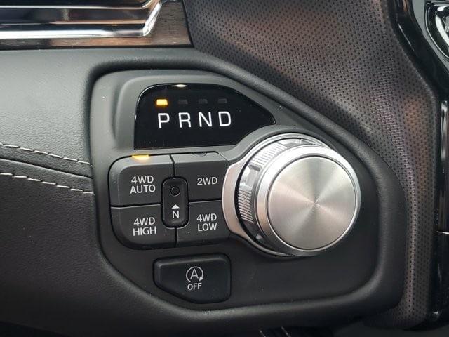 Photo of 2025 Diamond Black RAM 1500