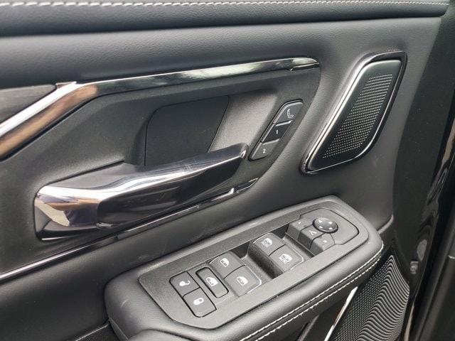 Photo of 2025 Diamond Black RAM 1500