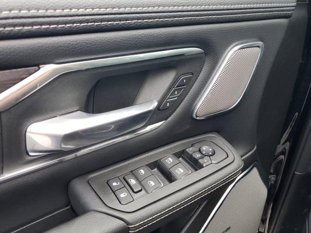 Photo of 2025 Diamond Black RAM 1500